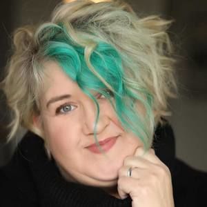 Meet your Posher, Gina